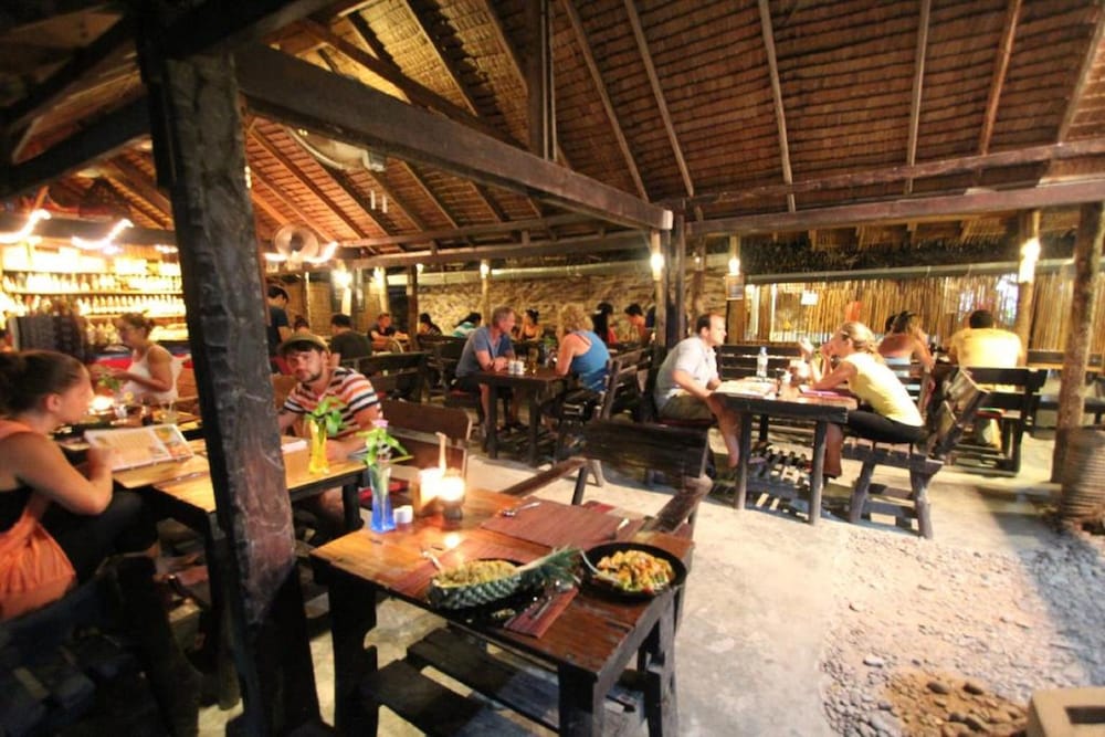 PHI PHI BA KAO BAY RESORT 33/50