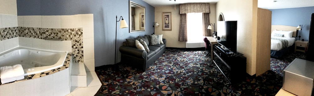 Baymont By Wyndham Stevens Point 25/32