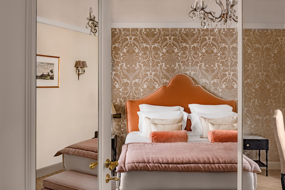 Relais Christine 37/94