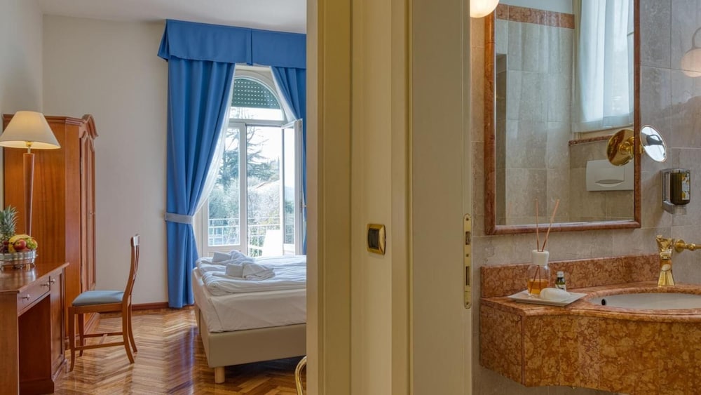 Hotel Villa Galeazzi 52/75