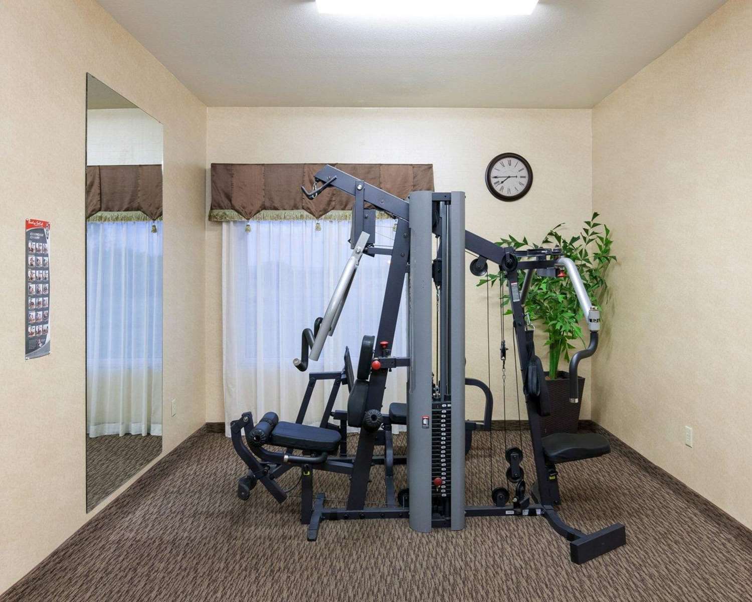 Comfort Inn and Suites Regional Medical Center 20/43