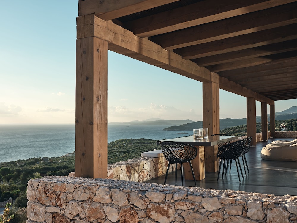 Vais Luxury Villas 45/55