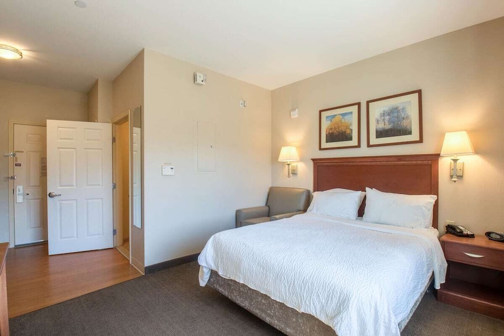 Western Slope Suites 25/59
