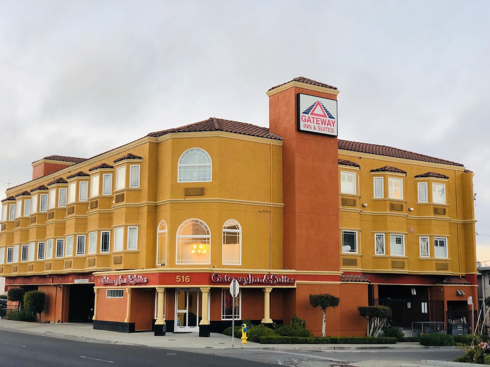 Gateway Inn and Suites Hotel 10/46
