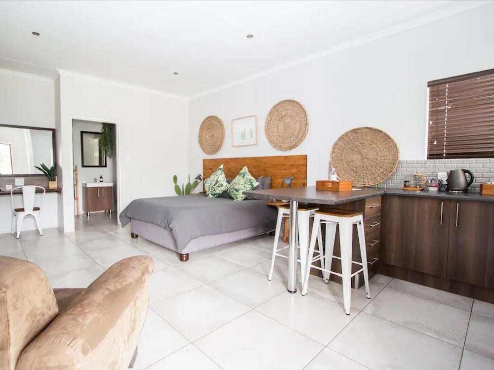 The Maxton Boutique Hotel 6/45