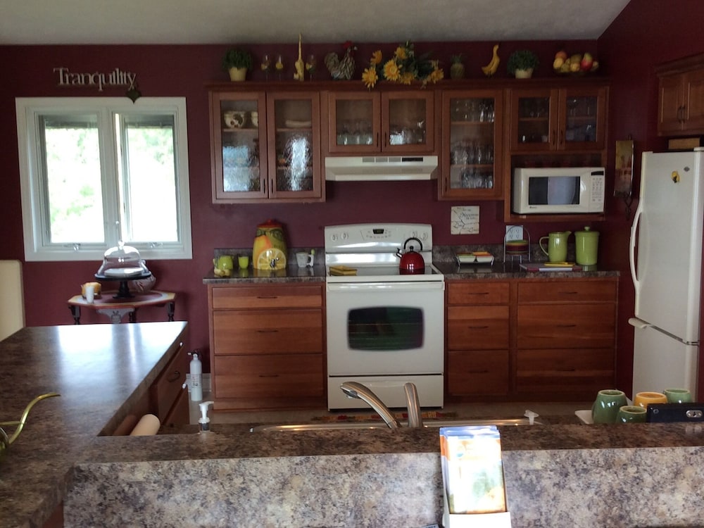 Pictured Rocks Bed and Breakfast 12/61