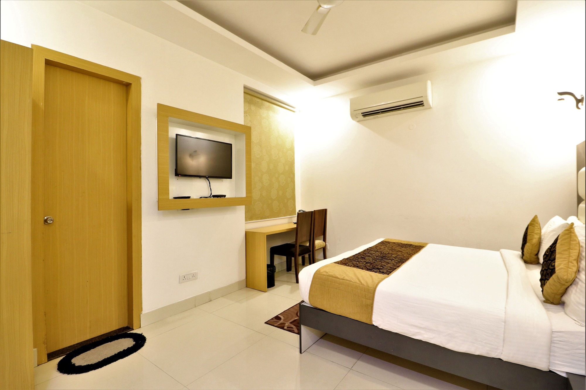 SUPERIOR, DOUBLE BED