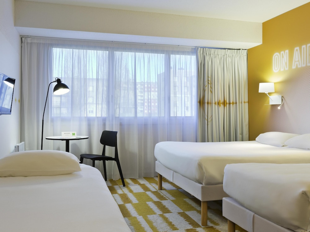 Ibis Styles Massy Opera 11/41