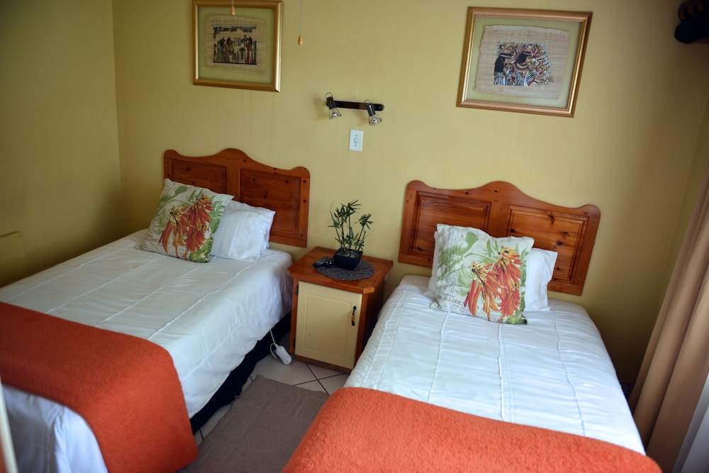 Rita Guest House 16/34