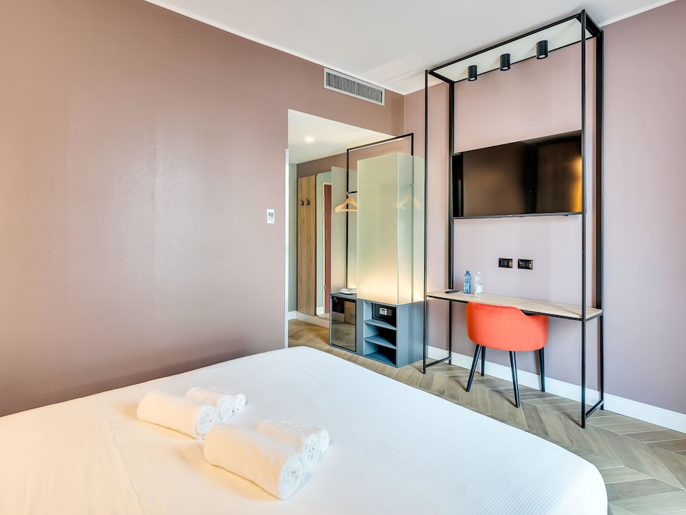 غرفة مزدوجة سوبيريور، B&B Hotel Milano Aosta 8/10