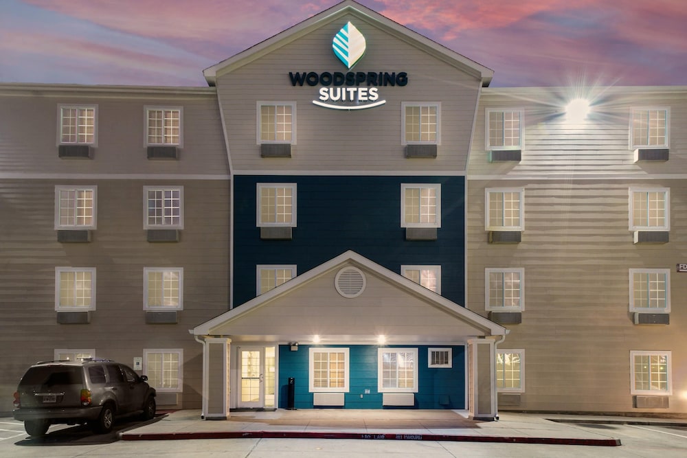 WoodSpring Suites Houston I-45 Airtex 4/29