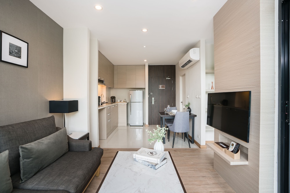 Altera Hotel And Residence Pattaya 40/62