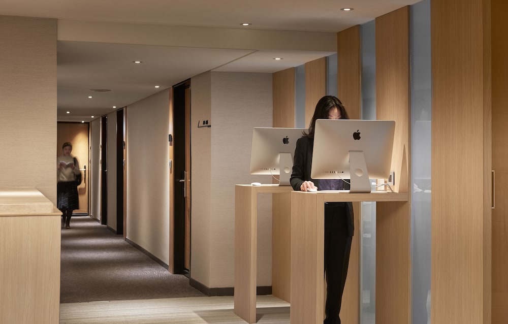 Royal Inn Taipei Nanxi Mrt Zhongshan Station 37/66