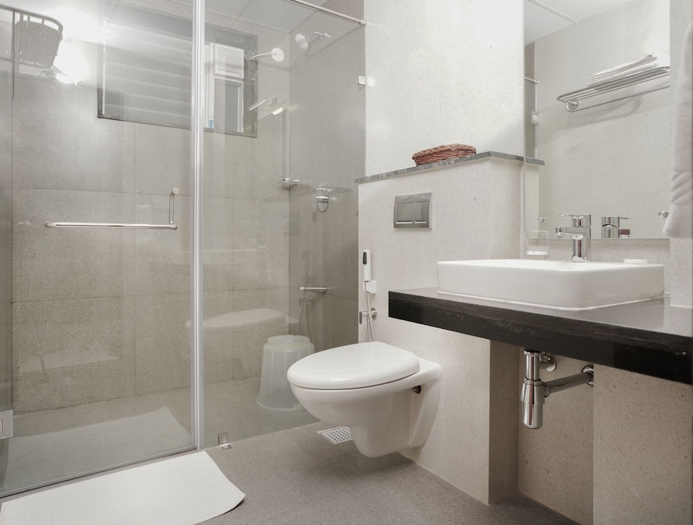 The Pommels Business Hotel 24/25