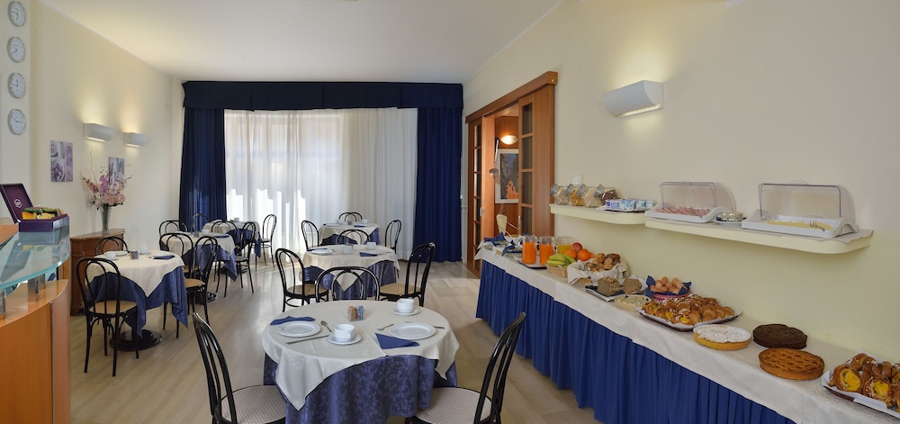 Hotel Astor 38/42