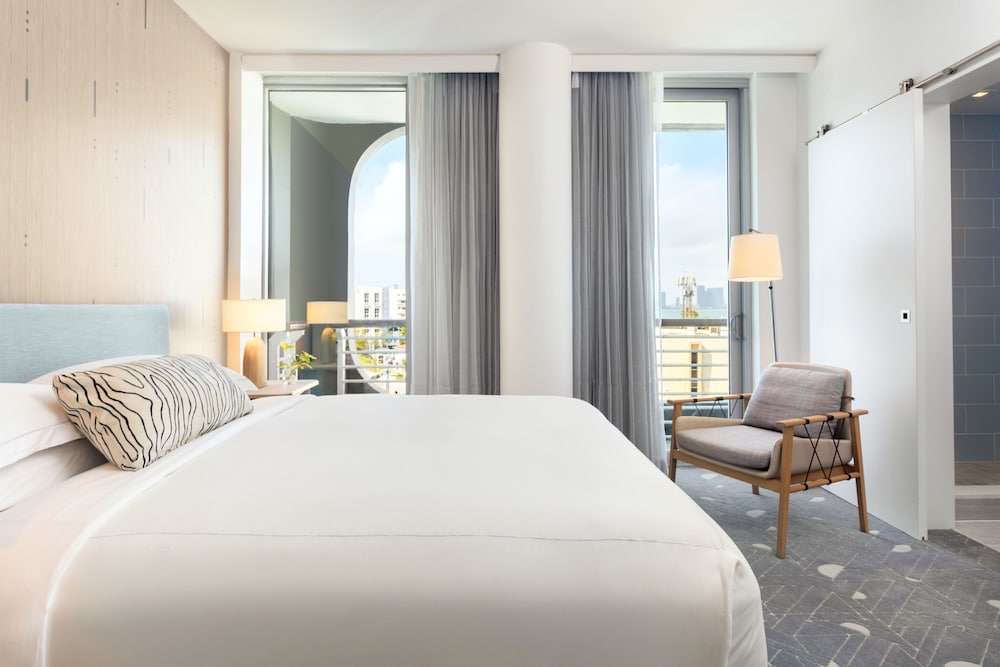 Kimpton Hotel Palomar South Beach 10/52