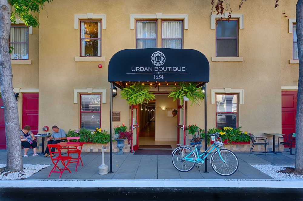 Urban Boutique Hotel 5/82