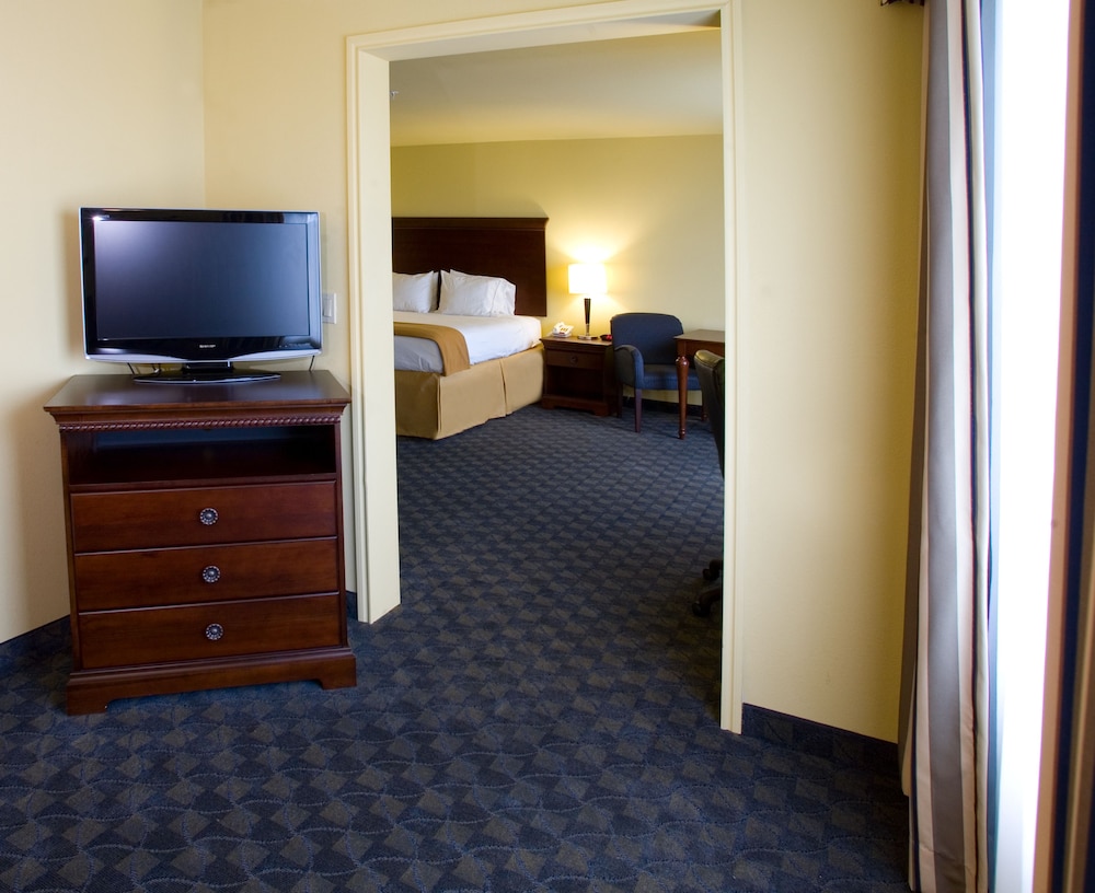 Holiday Inn Express Hotel And Suites Corpus Christi Nw Calallen 28/71