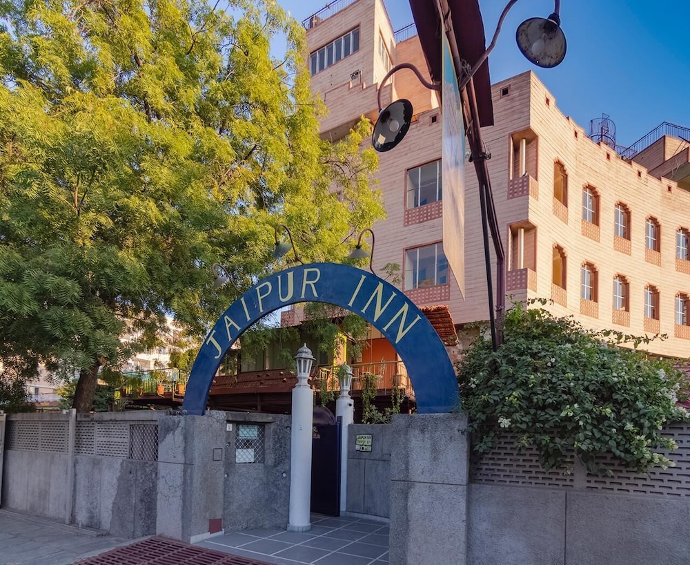 Jaipur Inn 56/62