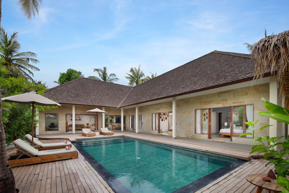Utara Villas 65/71