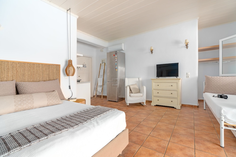 1 BEDROOM, COMFORT, HOUSE, SEA VIEW