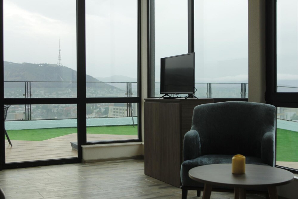 Hotel Grand View In Tbilisi 37/45