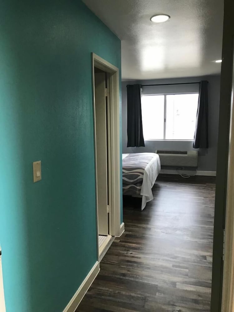 Valued Stay Madison 20/42