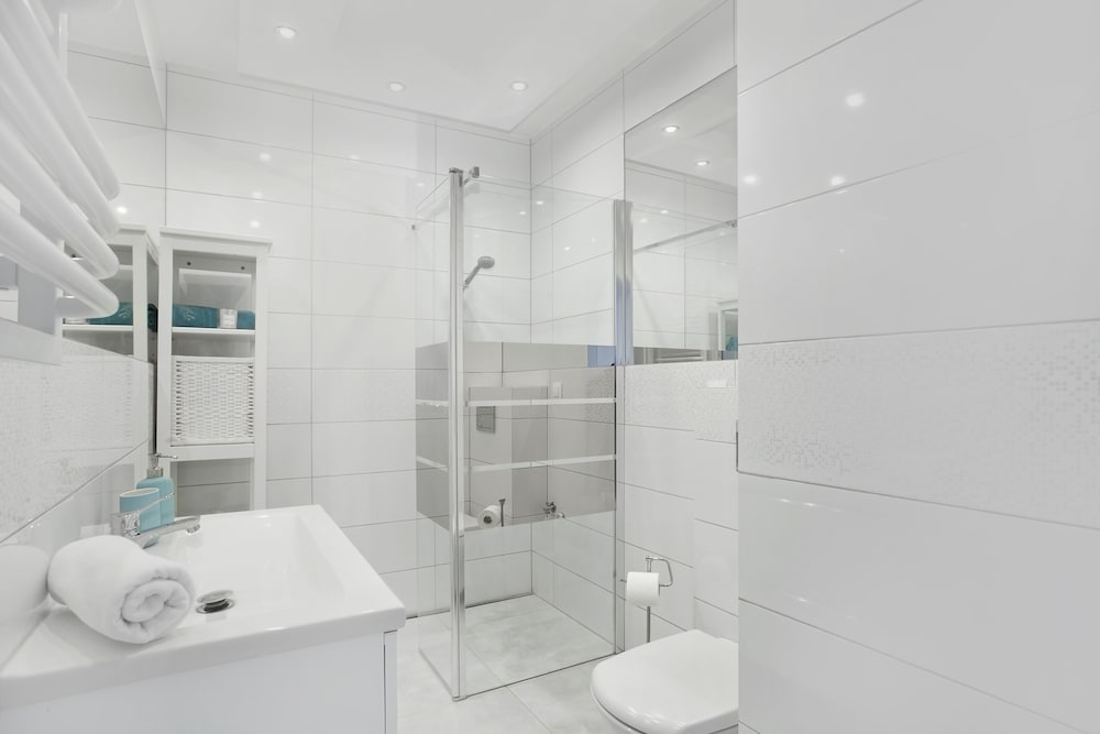 DELUXE, APARTMENT