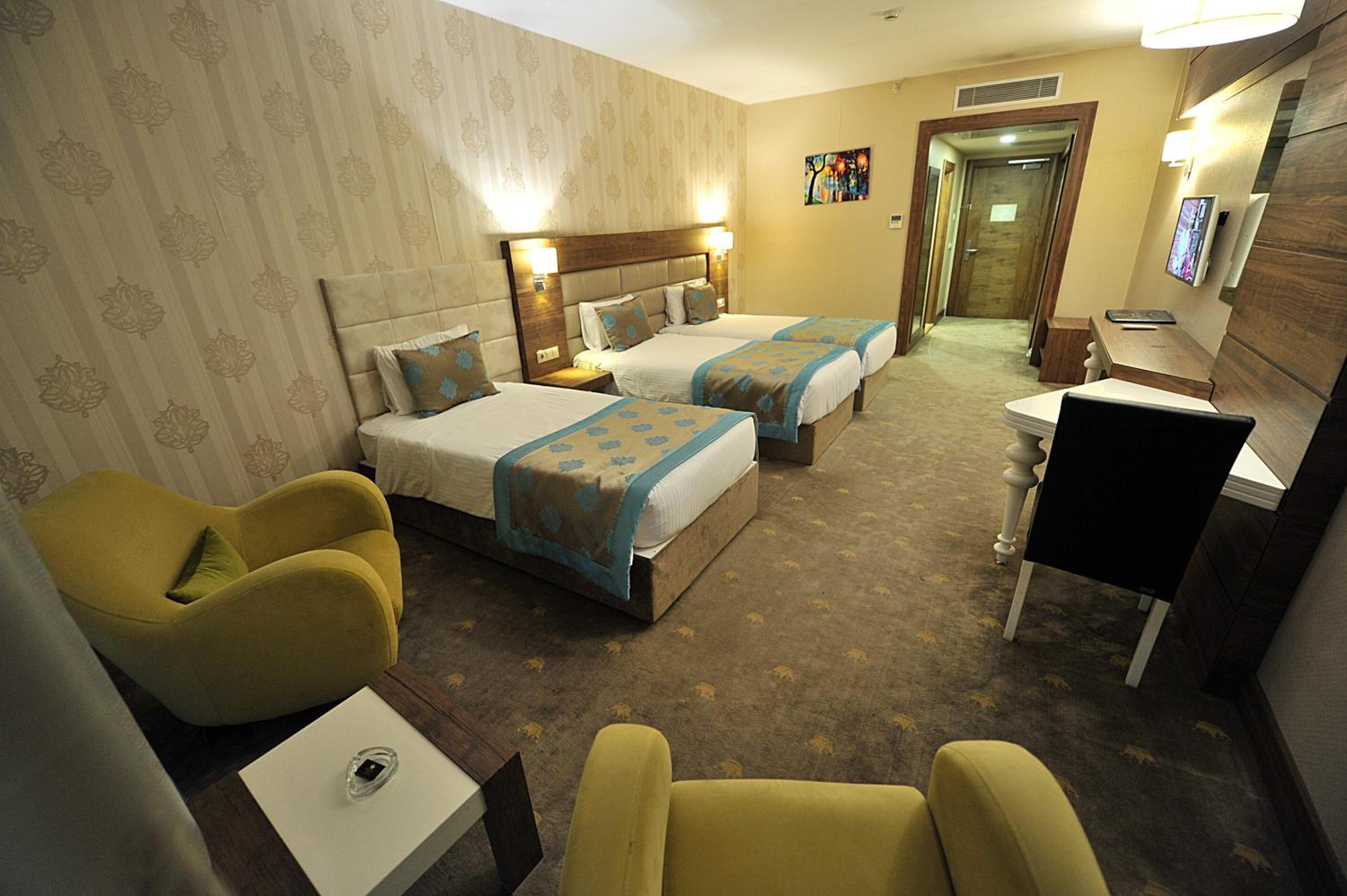 غرفة قياسية ثلاثية، Inegol Royal Hotel 4/10