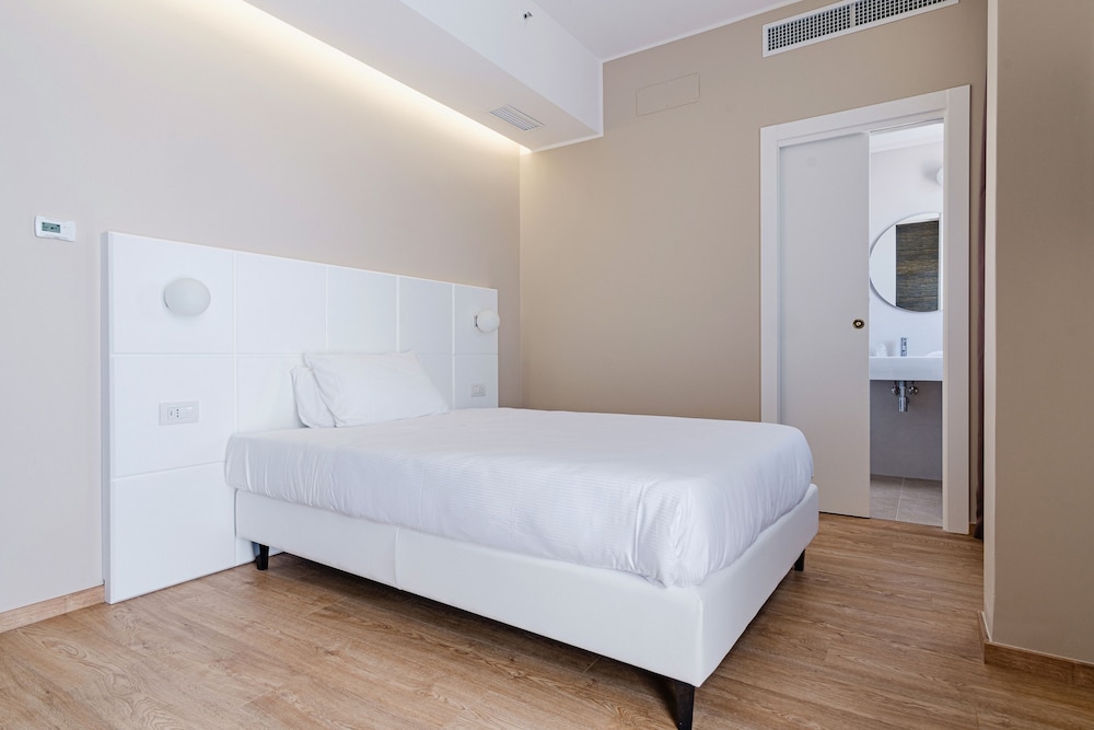 Boston Hotel Bari 21/40