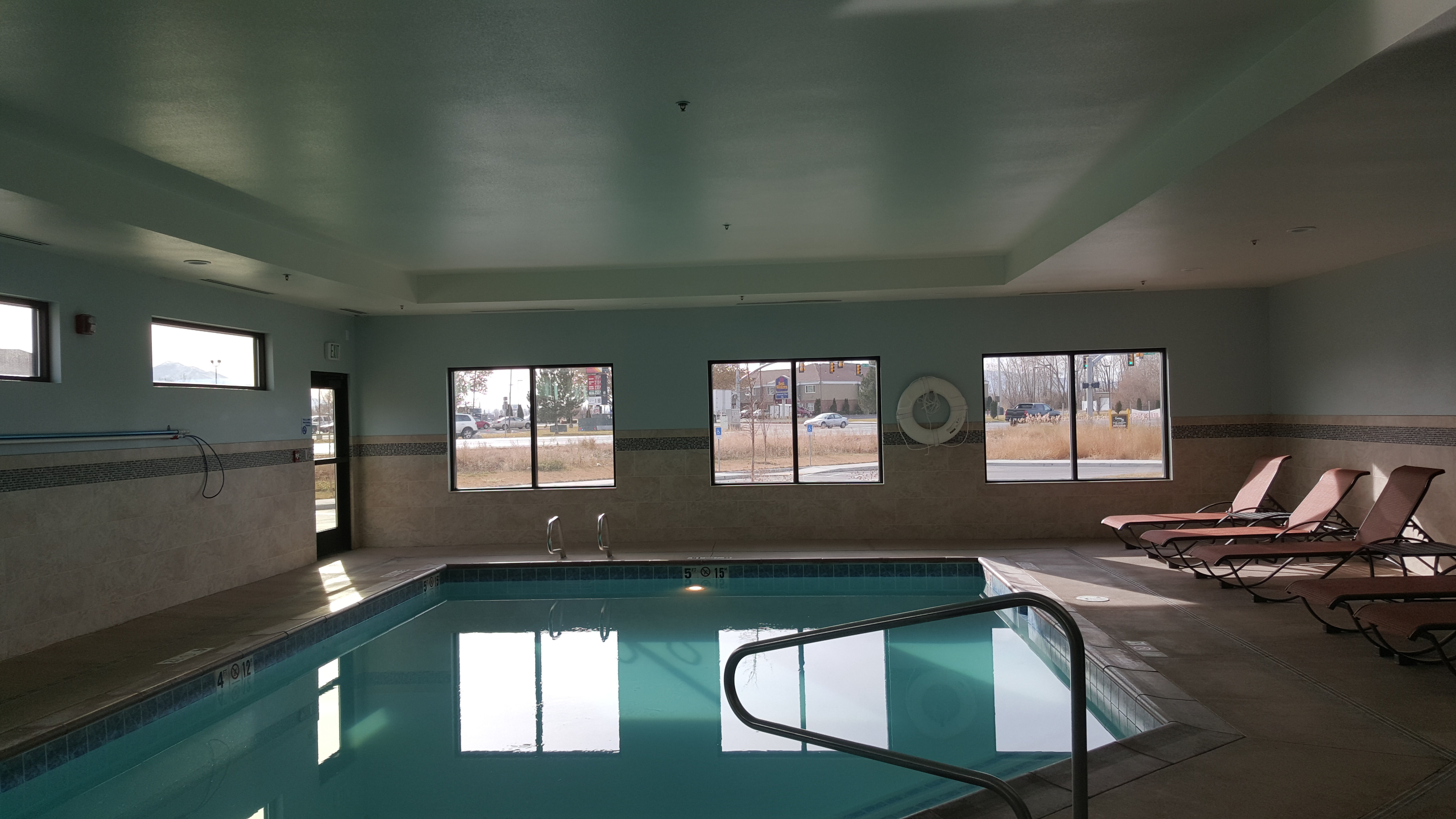 Holiday Inn Express Suites Springville South Provo Area 27/73