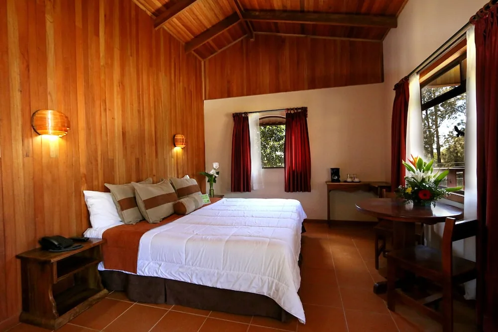 Monteverde Country Lodge 33/72