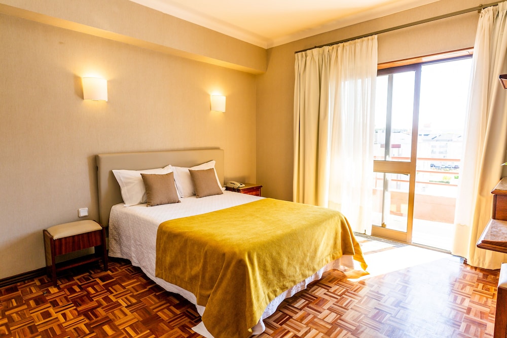 Hotel Dona Amelia 12/22