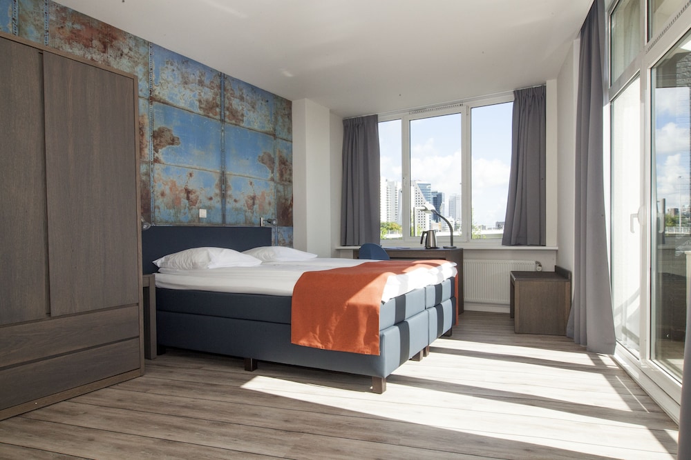 Thon Hotel Rotterdam 12/79