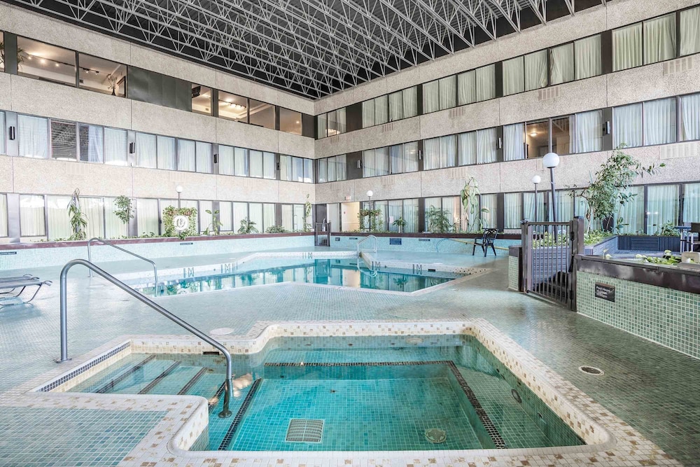 Sandman Hotel Penticton 2/49