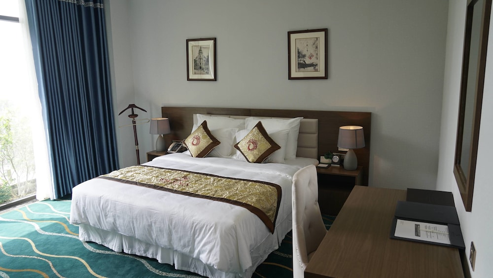 Phoenix Resort Bac Ninh 6/64