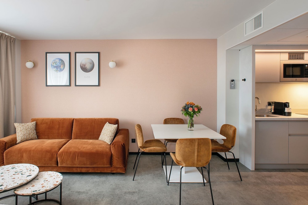 Sevenline Aparthotel Purpan Toulouse 15/45