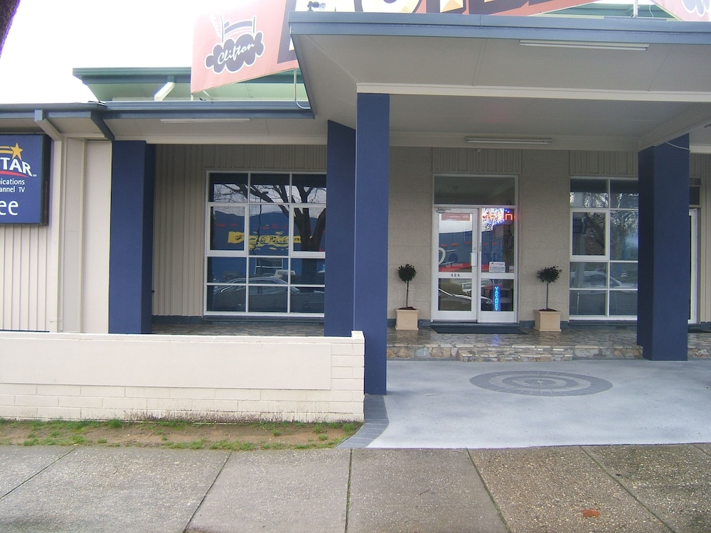 Albury Clifton Motel 3/18