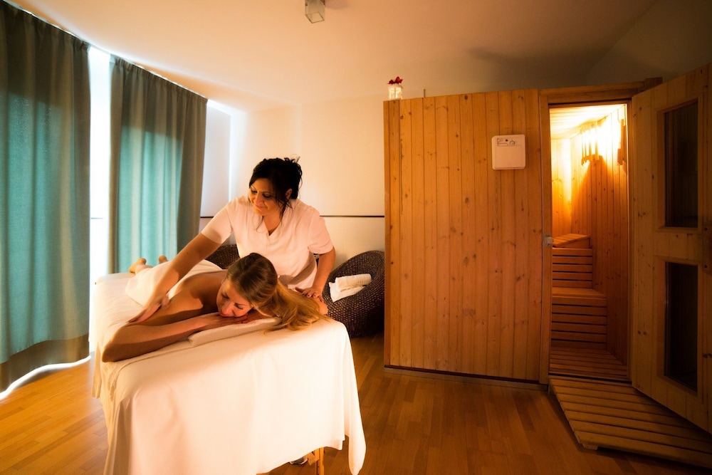 Plana Resort & SPA 30/56