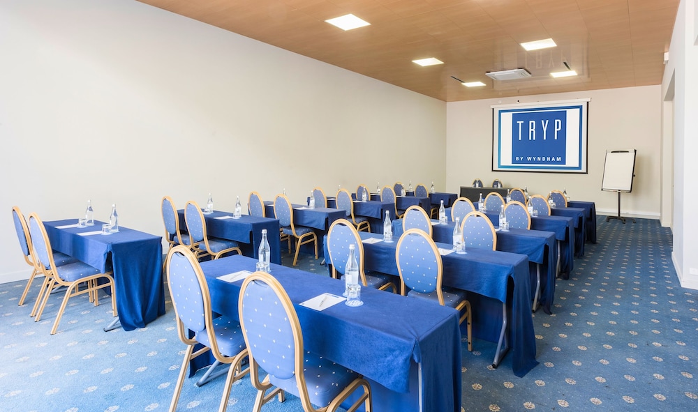 TRYP by Wyndham Lisboa Caparica Mar 38/49