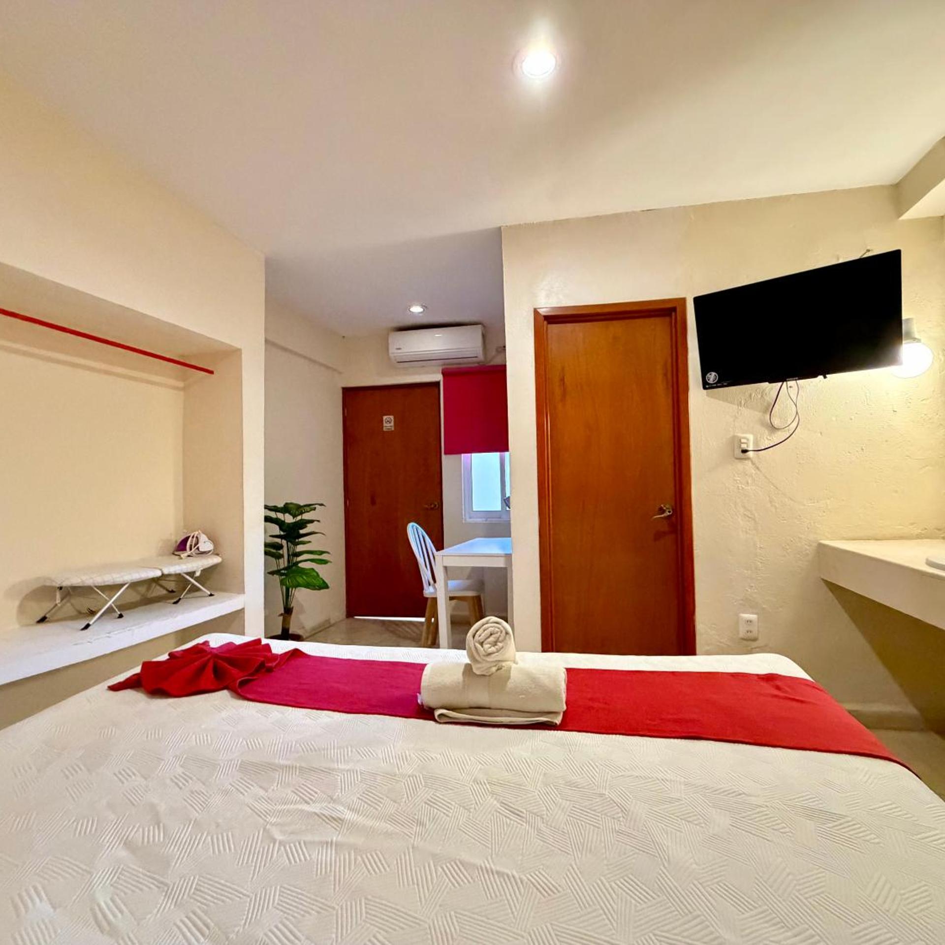 room 8/10