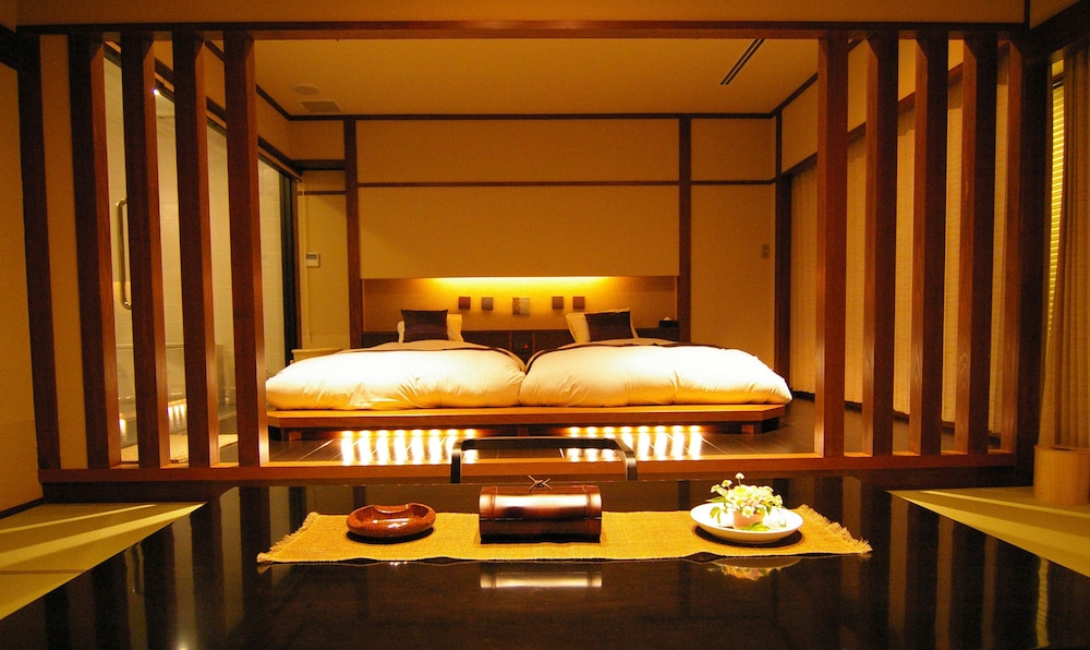Hohoemi no Yado Takinoyu Hotel 28/77