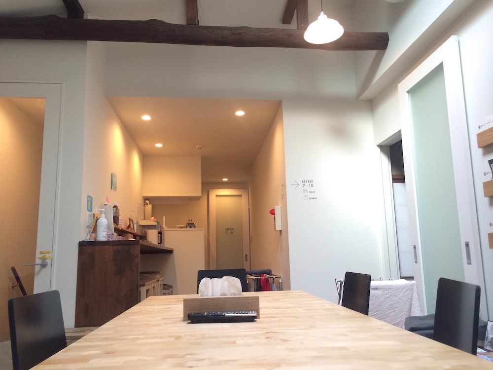 Nagonoya Cafe Guest House 36/42
