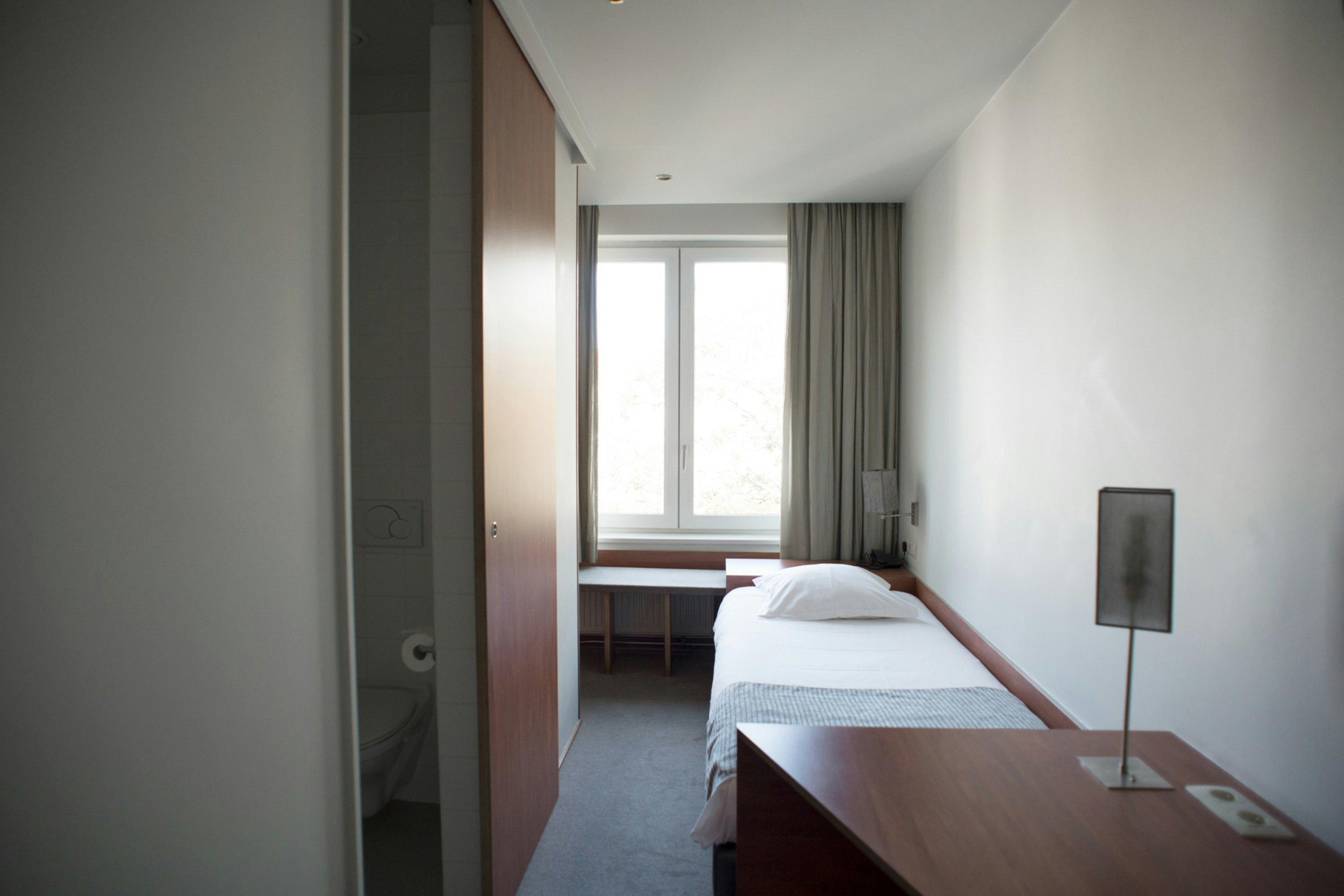 Hotel Du Congres 39/74