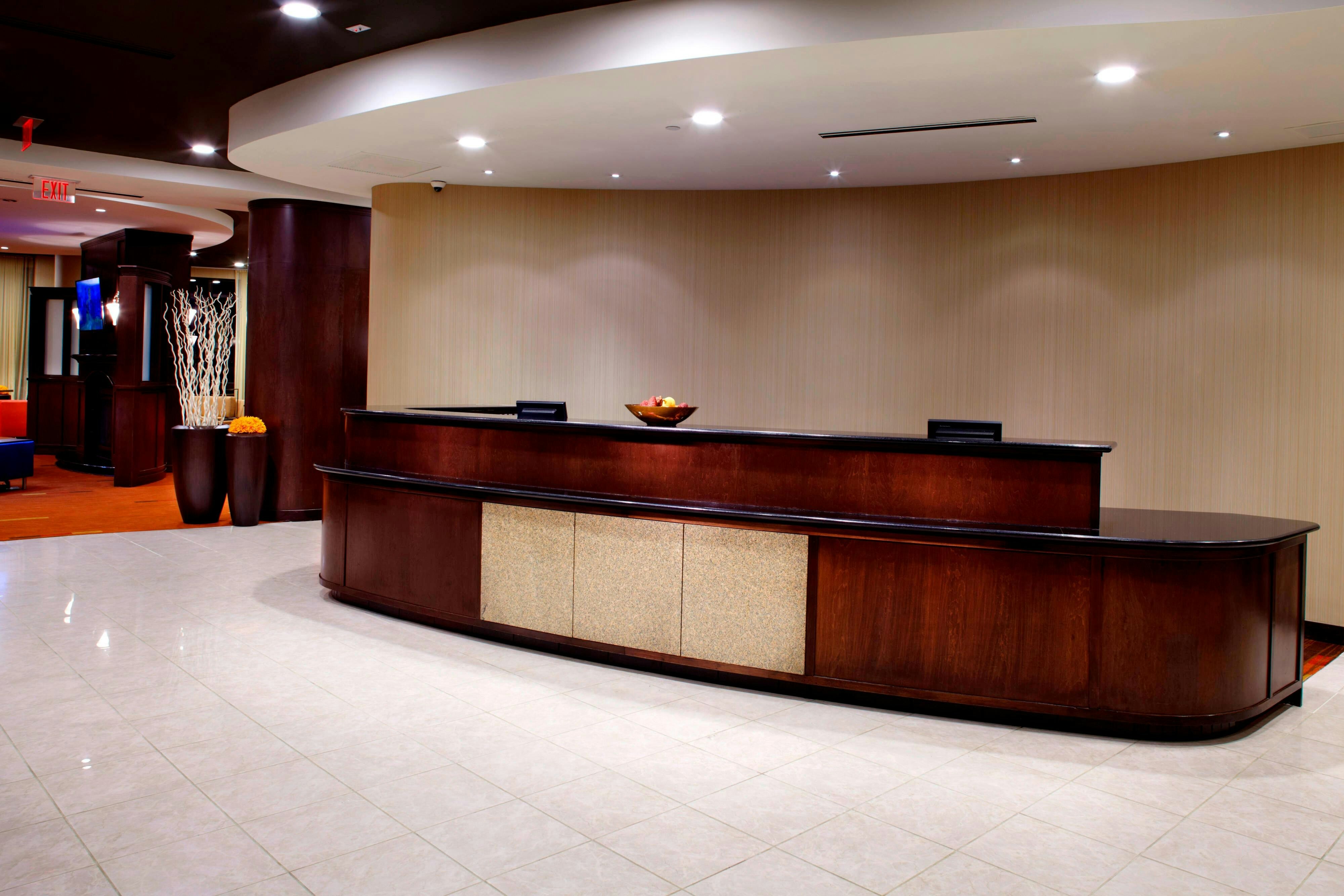 Lobby at Courtyard by Marriott West Homestead Waterfront, HOMESTEAD - PA