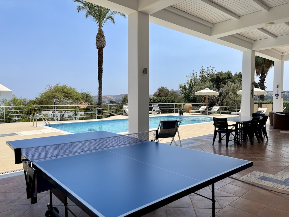 GRANDE DAME VILLA - RHODES 17/50