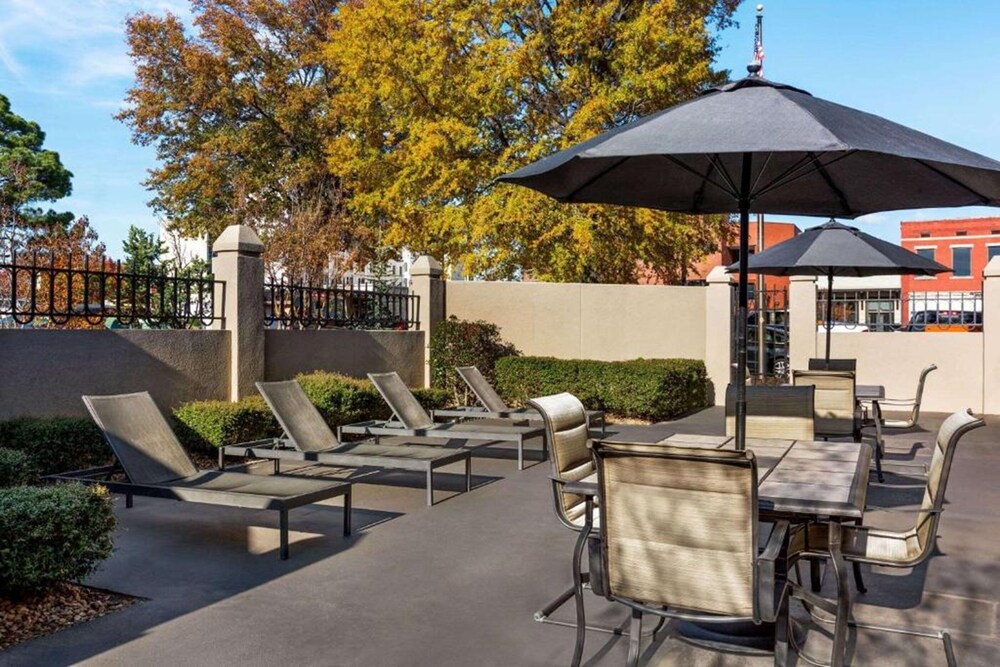 Wyndham Fort Smith City Center 36/45