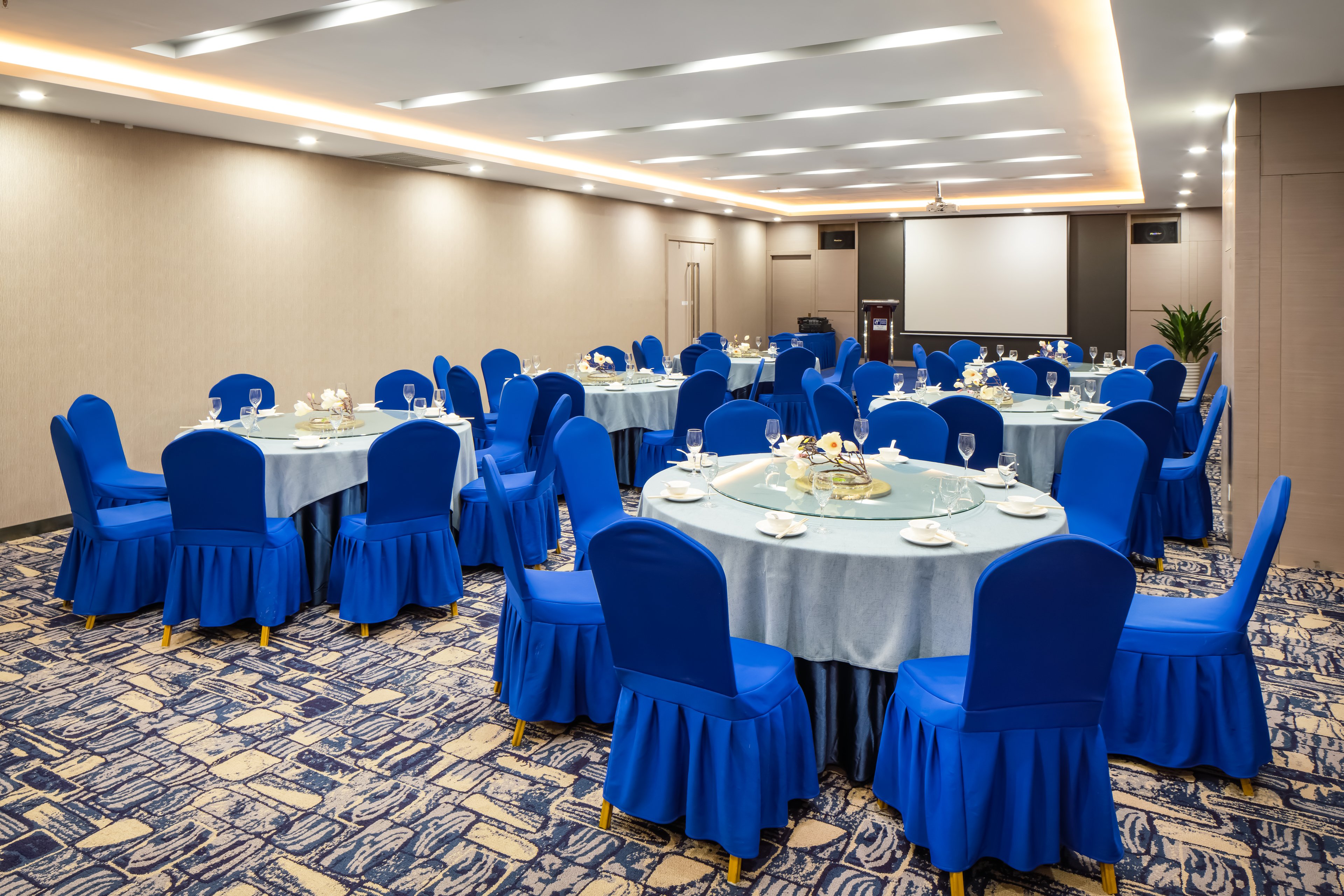 Holiday Inn Express SHENYANG NORTH STATION 20/36