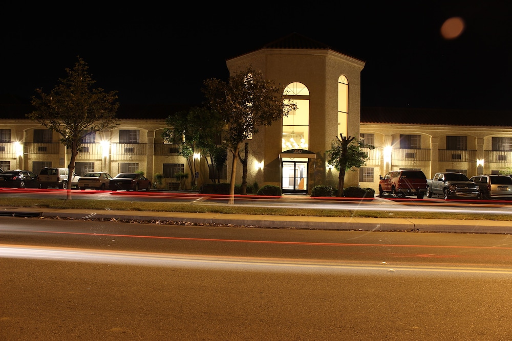 Ocean Gateway Inn 30/30