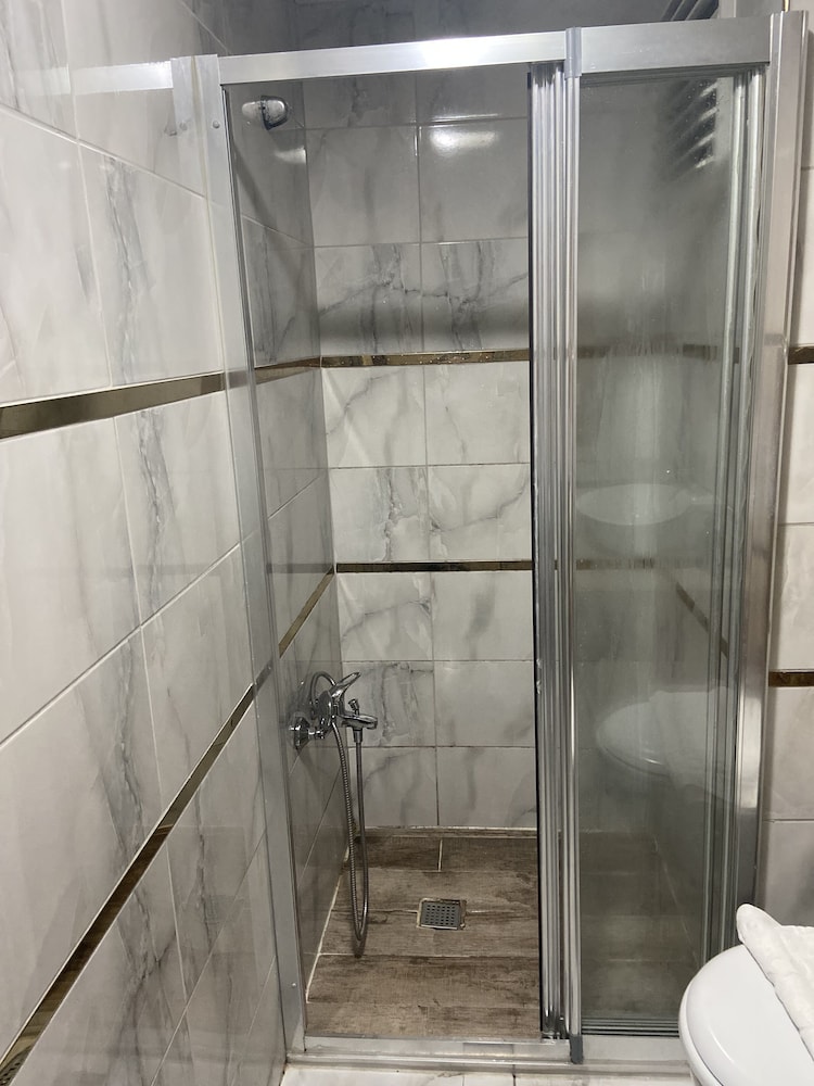 Serenity Suit Hotel 50/50